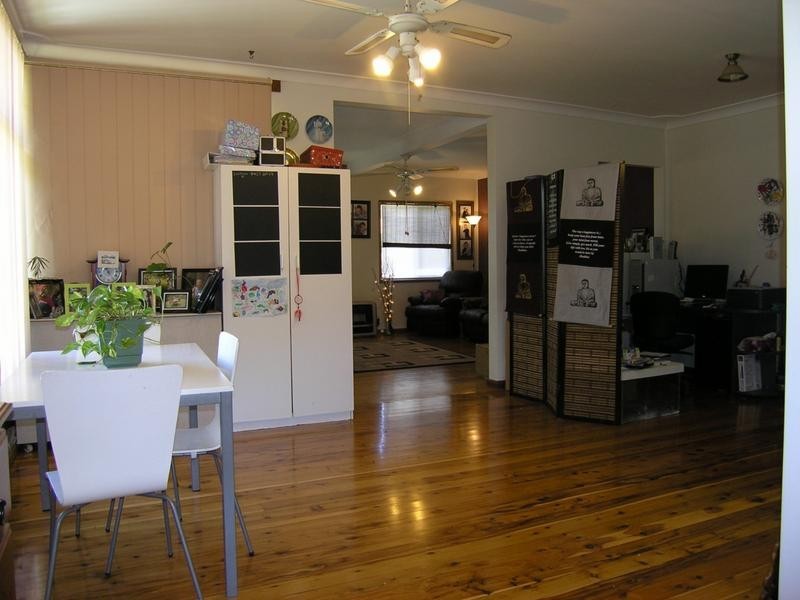 4 Anzac Street, Nowra NSW 2541