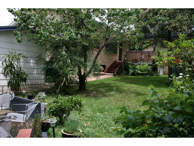 10 Hockey Street, Nowra NSW 2541