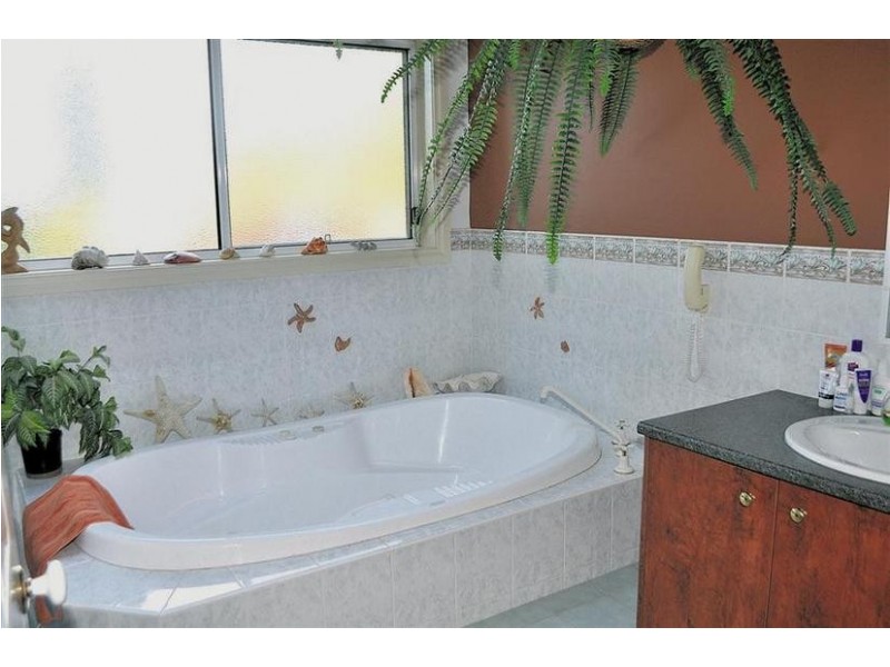 3 Rebecca Grove, Bangalee NSW 2541