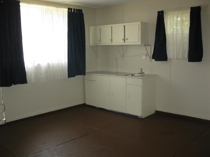 30 Shoalhaven Street, Nowra NSW 2541