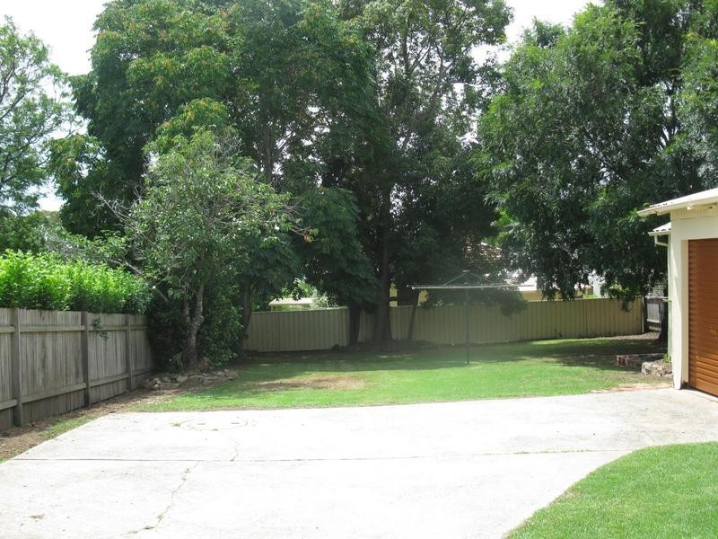 30 Shoalhaven Street, Nowra NSW 2541