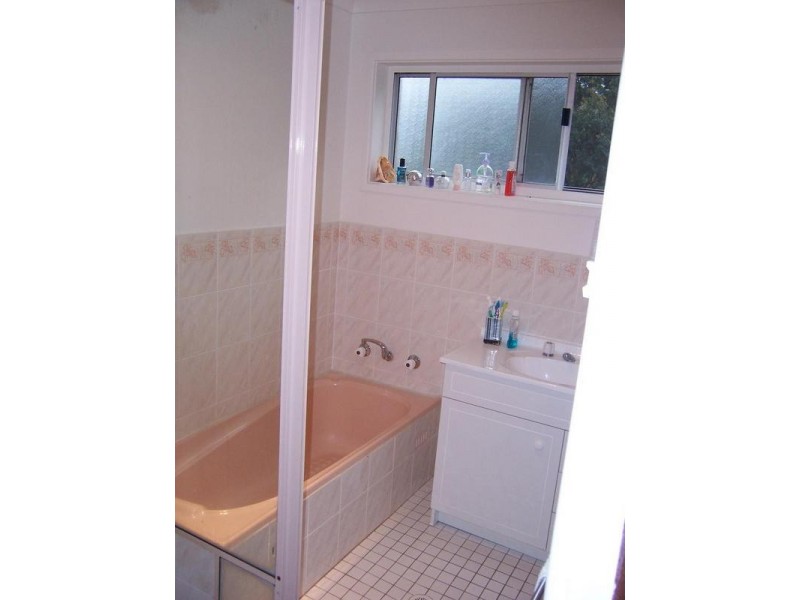 45 Tarawal Street, Bomaderry NSW 2541