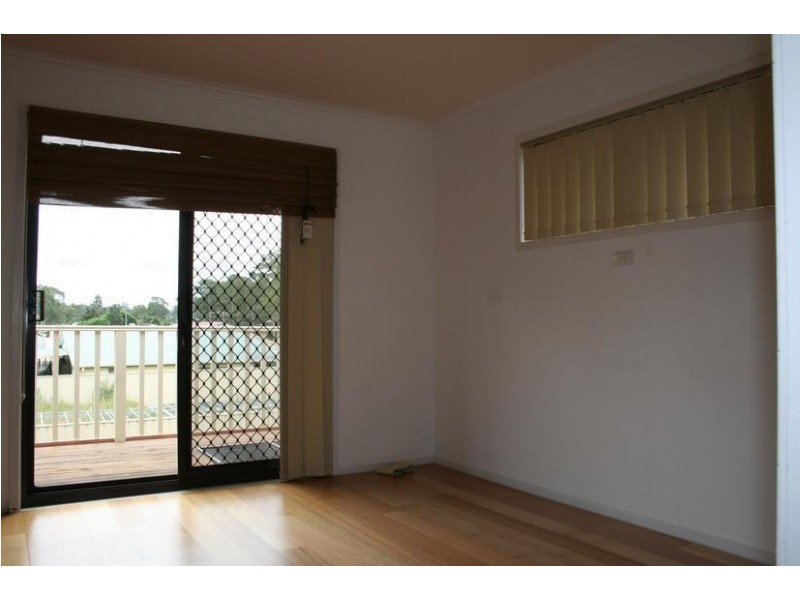 237 Old Southern Road, Nowra NSW 2541