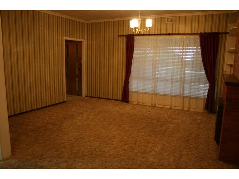 441 Princes Highway, Bomaderry NSW 2541