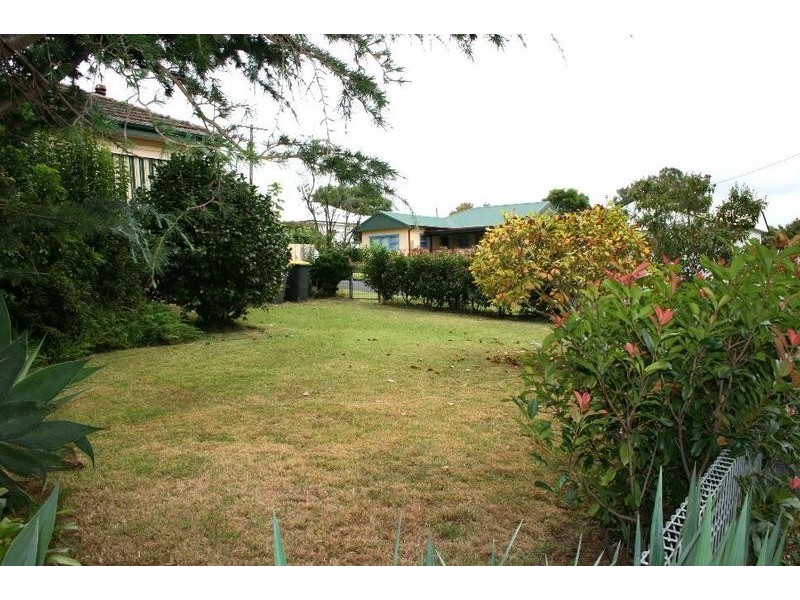 141 East Street, Nowra NSW 2541