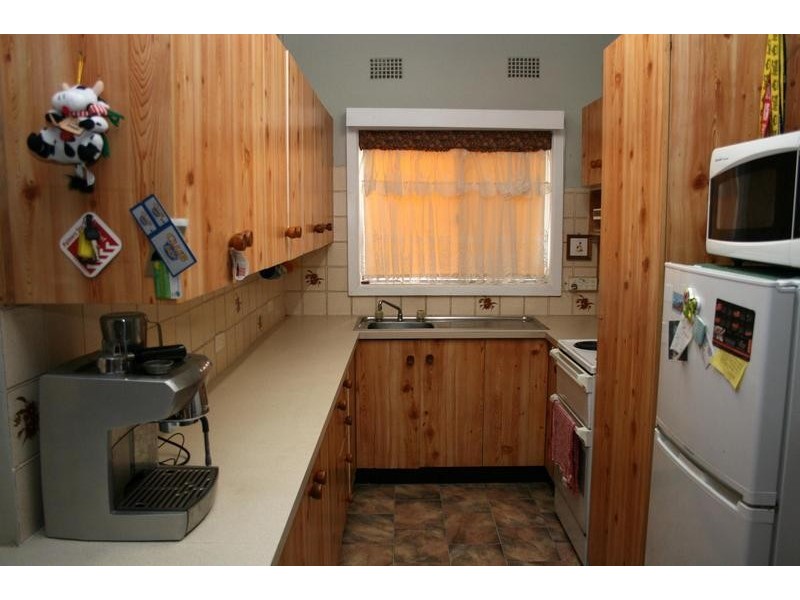 141 East Street, Nowra NSW 2541