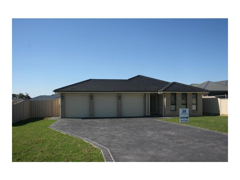 25 Bluebell Way, Worrigee NSW 2540