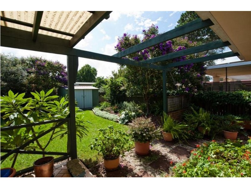 33 Lyrebird Drive, Nowra NSW 2541