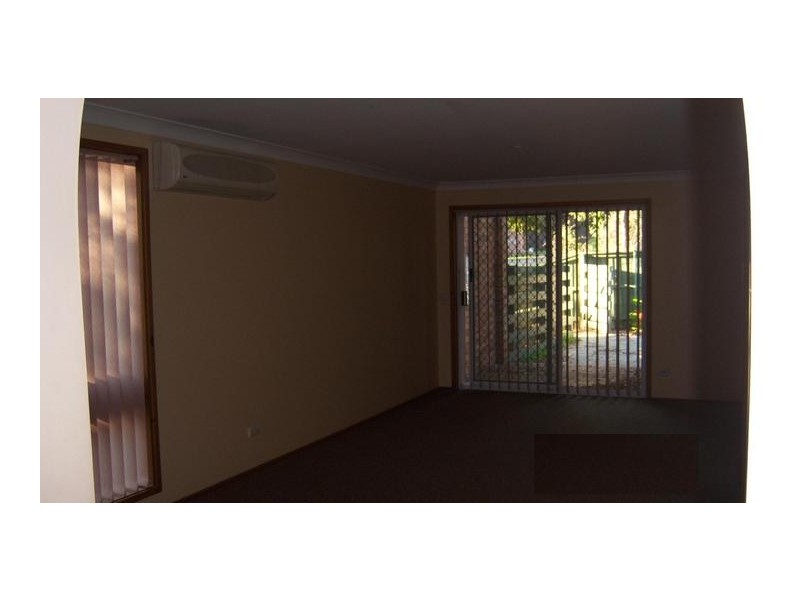 1/3 Hood Close, North Nowra NSW 2541