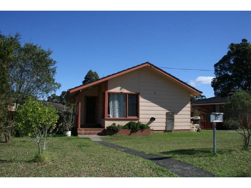 33 McDonald Avenue, Nowra NSW 2541