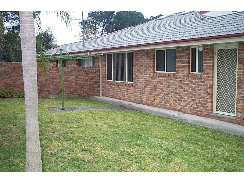 1 Herbert Close, Bomaderry NSW 2541