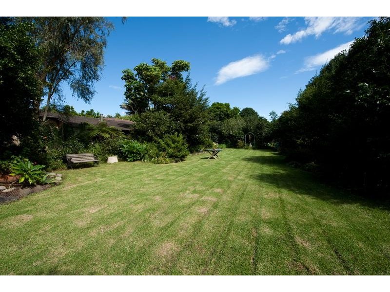 4 Hawthorn Avenue, Nowra NSW 2541