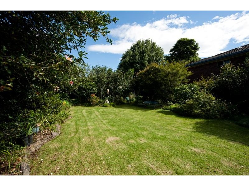 4 Hawthorn Avenue, Nowra NSW 2541