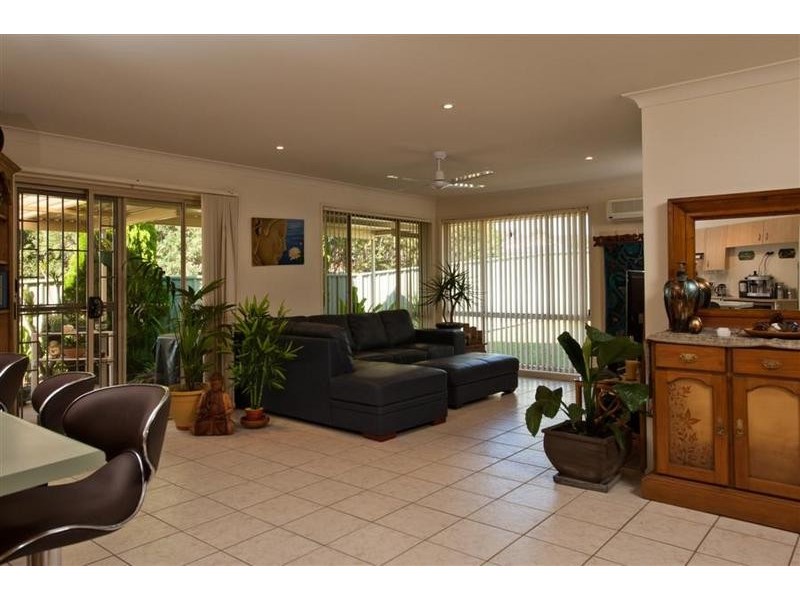 66 Sheraton Circuit, Bomaderry NSW 2541