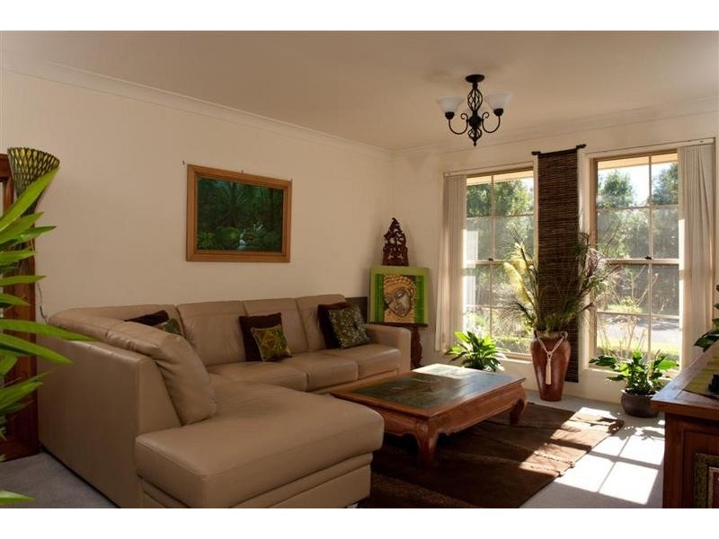 66 Sheraton Circuit, Bomaderry NSW 2541