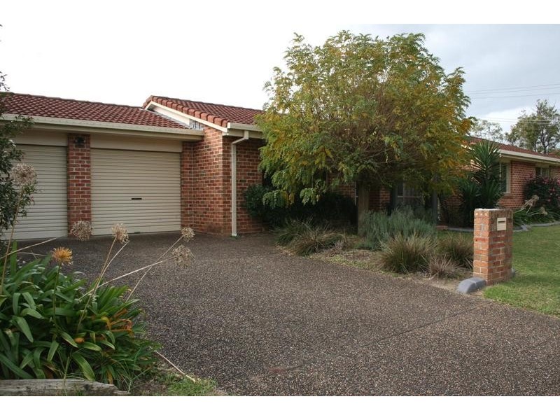 1 Chebec Close, Bomaderry NSW 2541