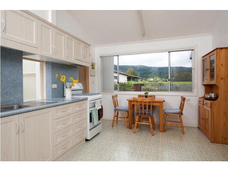 B660 Princes Highway, Jaspers Brush NSW 2535