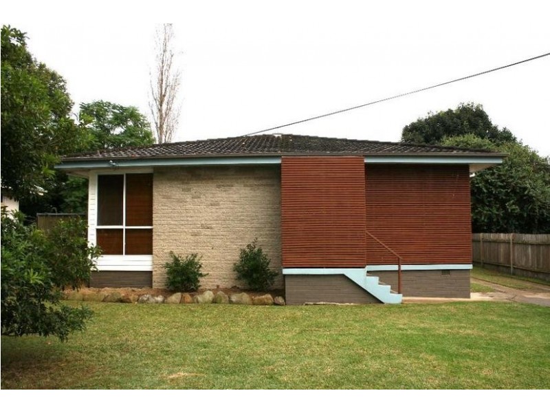 74 Sampson Crescent, Bomaderry NSW 2541
