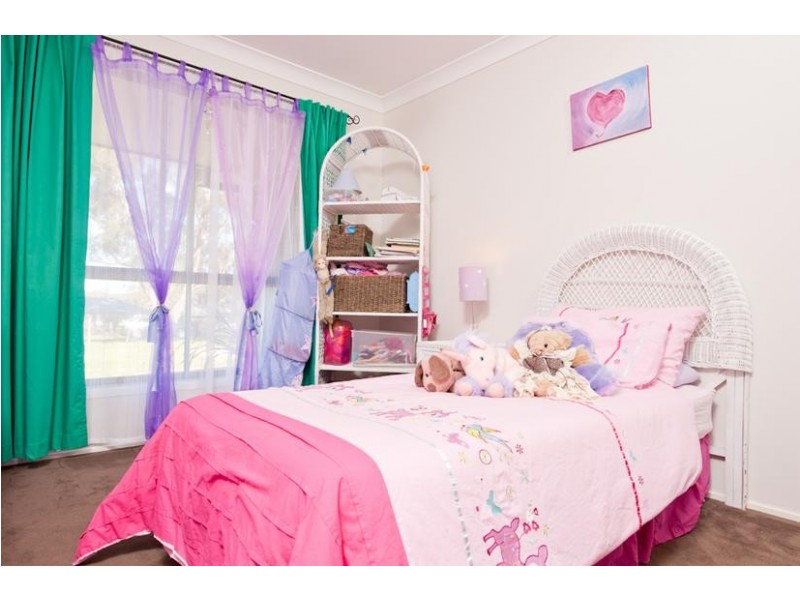 22D Aldous Place, Worrigee NSW 2540