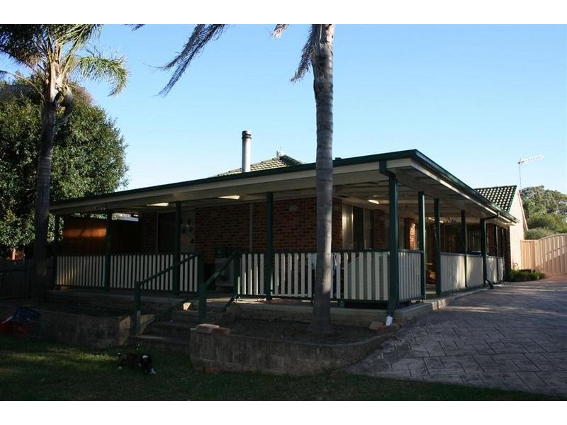 8 Stockley Close, West Nowra NSW 2541
