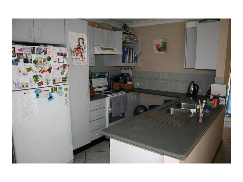 8 Stockley Close, West Nowra NSW 2541