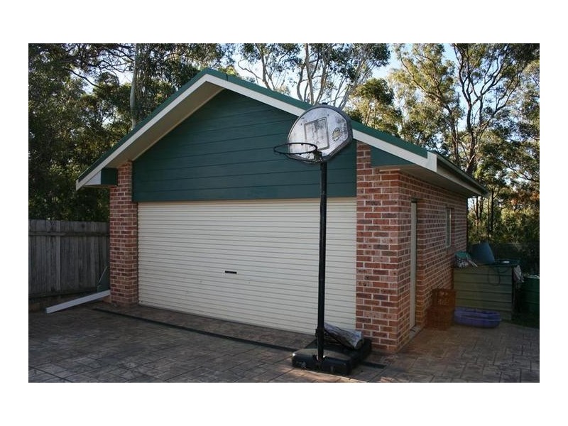 8 Stockley Close, West Nowra NSW 2541