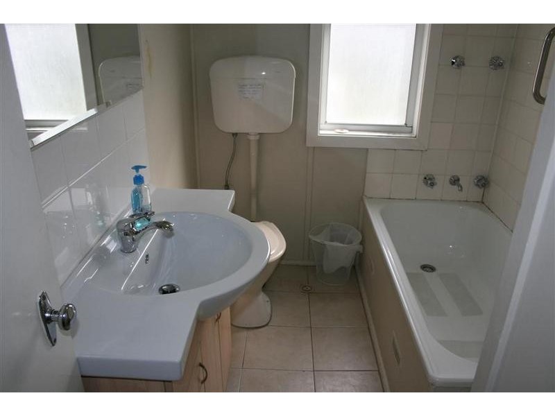 17 Mckay Street, Nowra NSW 2541