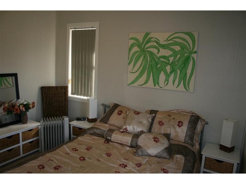 17 Mckay Street, Nowra NSW 2541