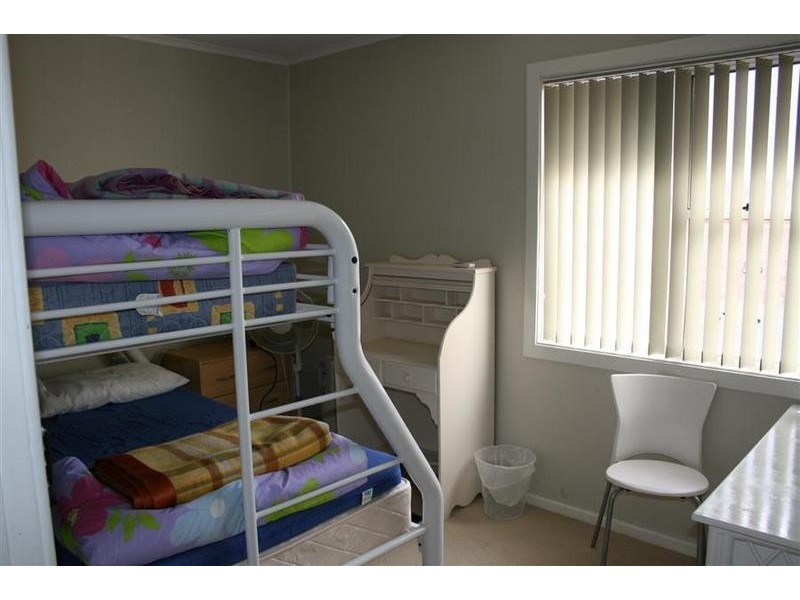 17 Mckay Street, Nowra NSW 2541