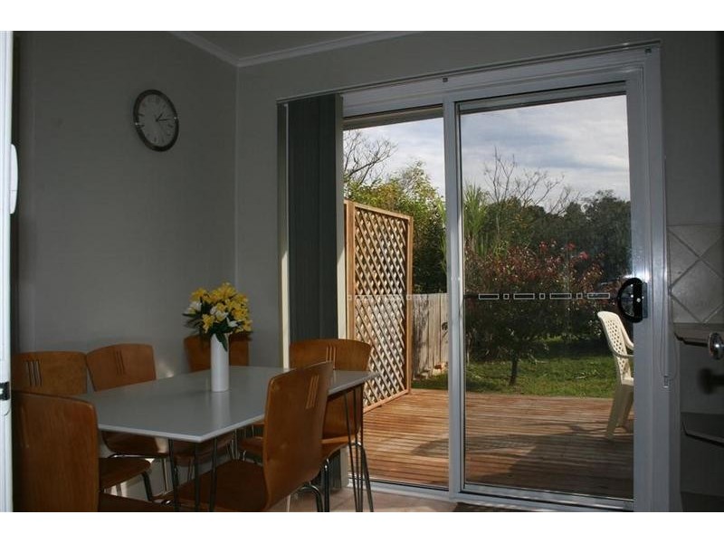 17 Mckay Street, Nowra NSW 2541