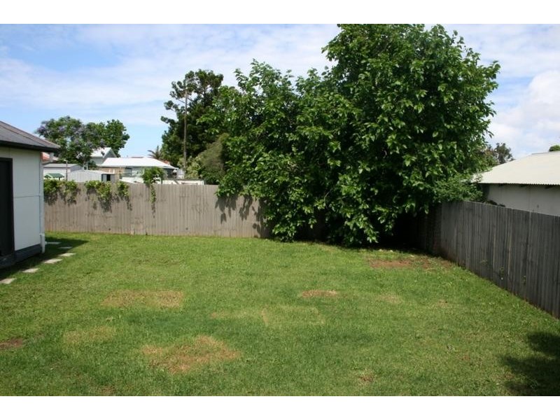 52 West Street, Nowra NSW 2541