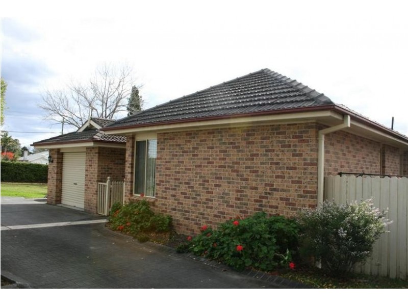 1/190 Kinghorne Street, Nowra NSW 2541