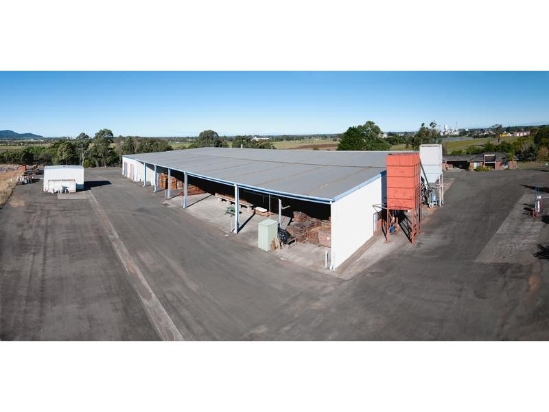 100 Railway Street, Bomaderry NSW 2541