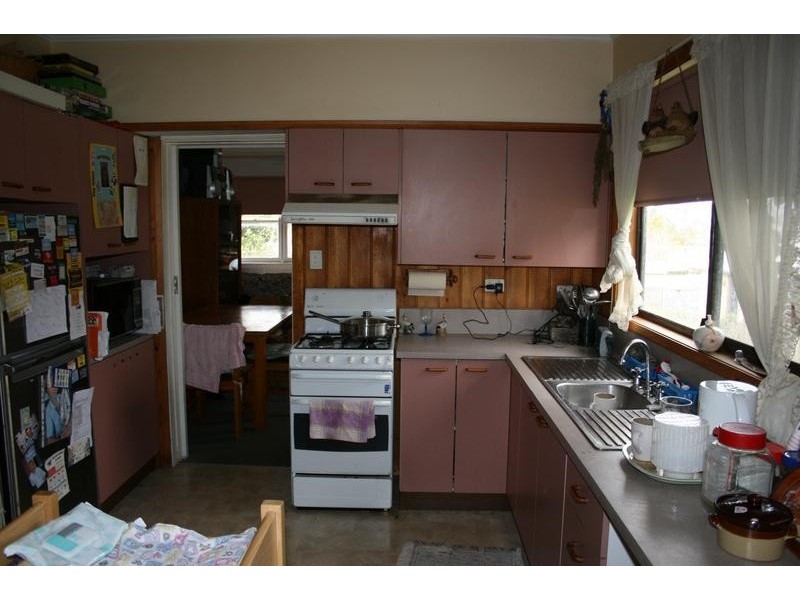 43 Mulgen Crescent, Bomaderry NSW 2541