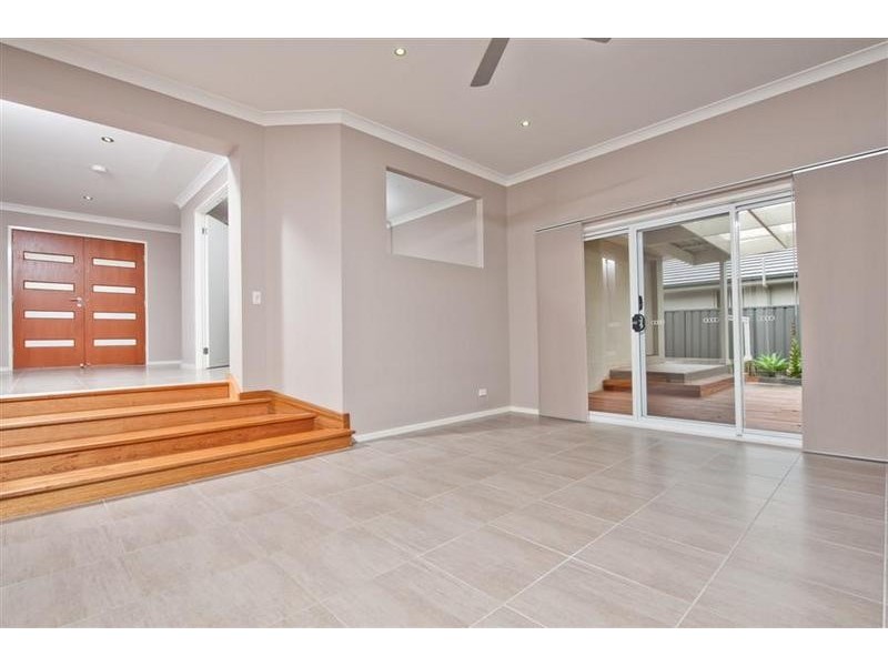 45 Emerald Drive, Meroo Meadow NSW 2540