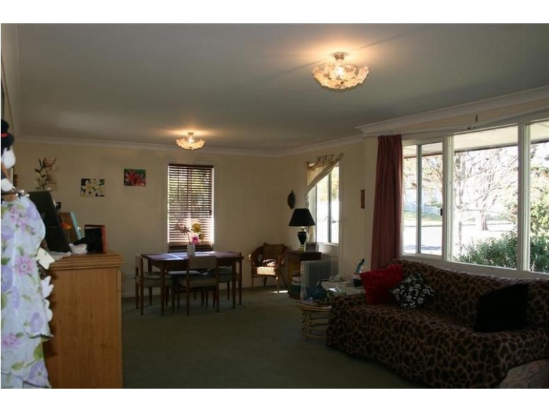 31 Sampson Crescent, Bomaderry NSW 2541