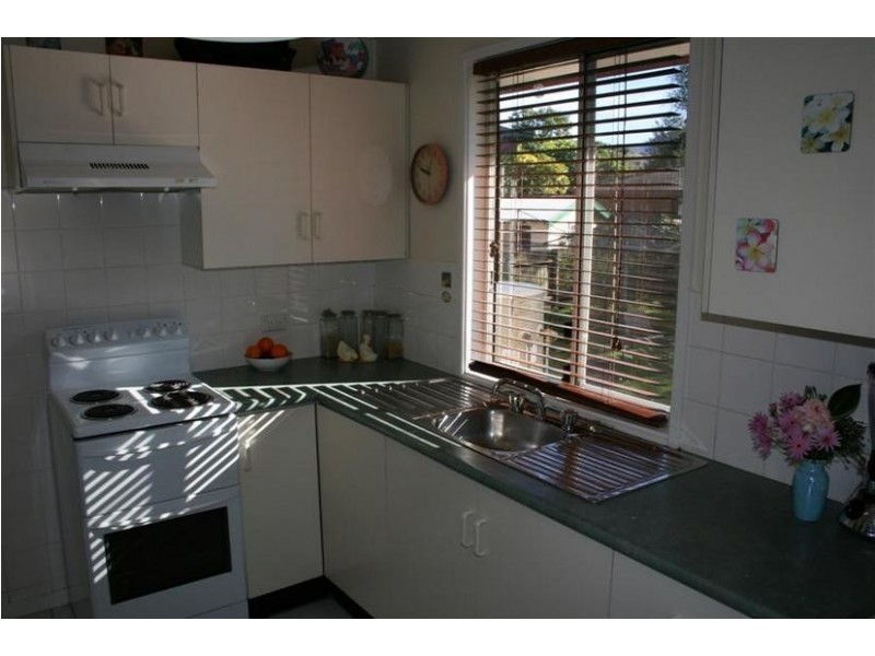 31 Sampson Crescent, Bomaderry NSW 2541