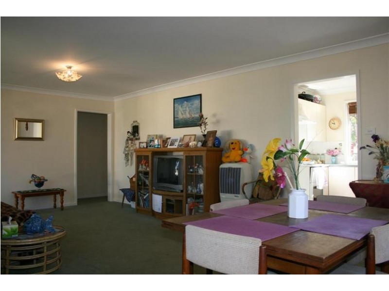 31 Sampson Crescent, Bomaderry NSW 2541