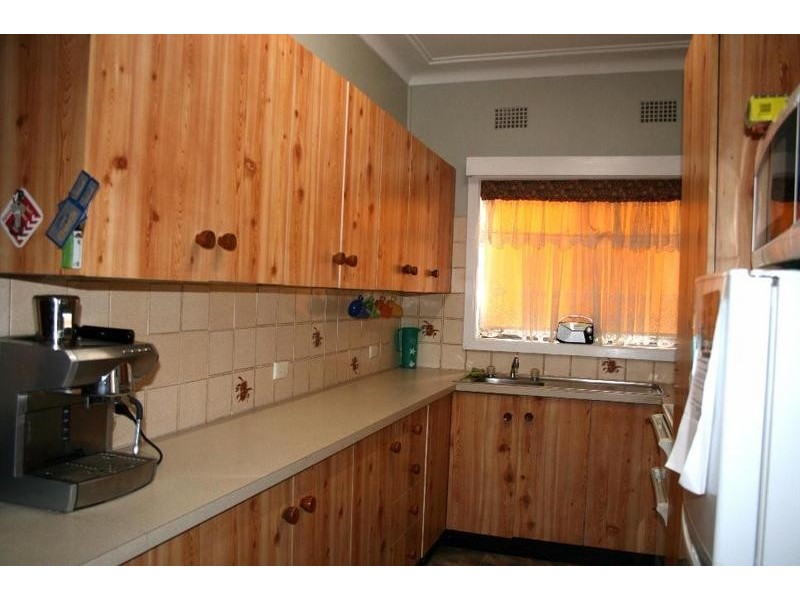 141 East Street, Nowra NSW 2541