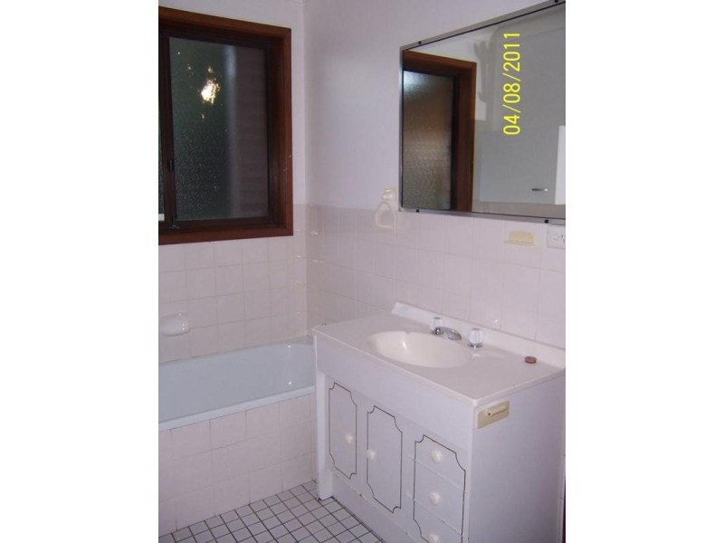 22 Devlin Avenue, North Nowra NSW 2541