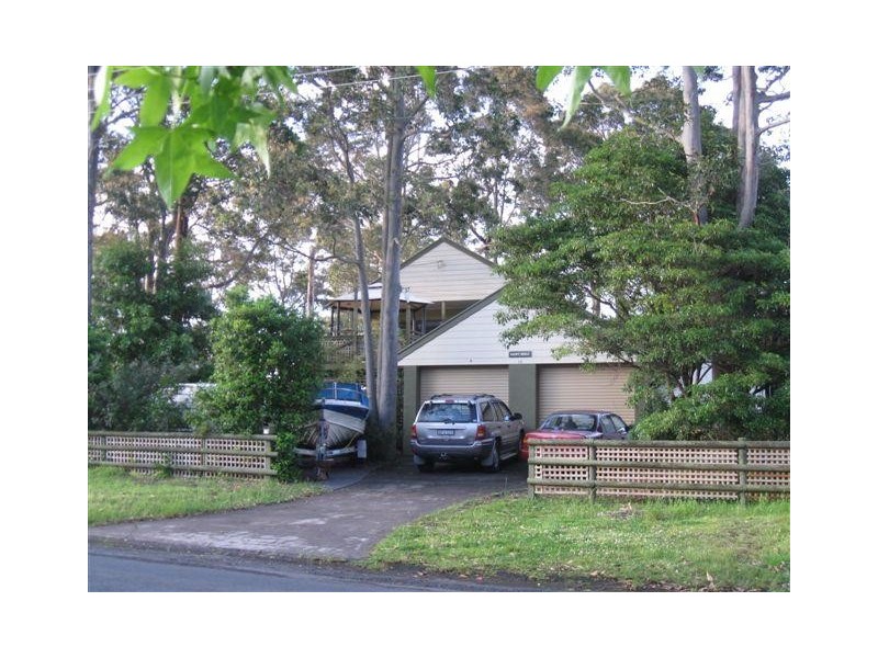 16 Walmer Avenue, Sanctuary Point NSW 2540