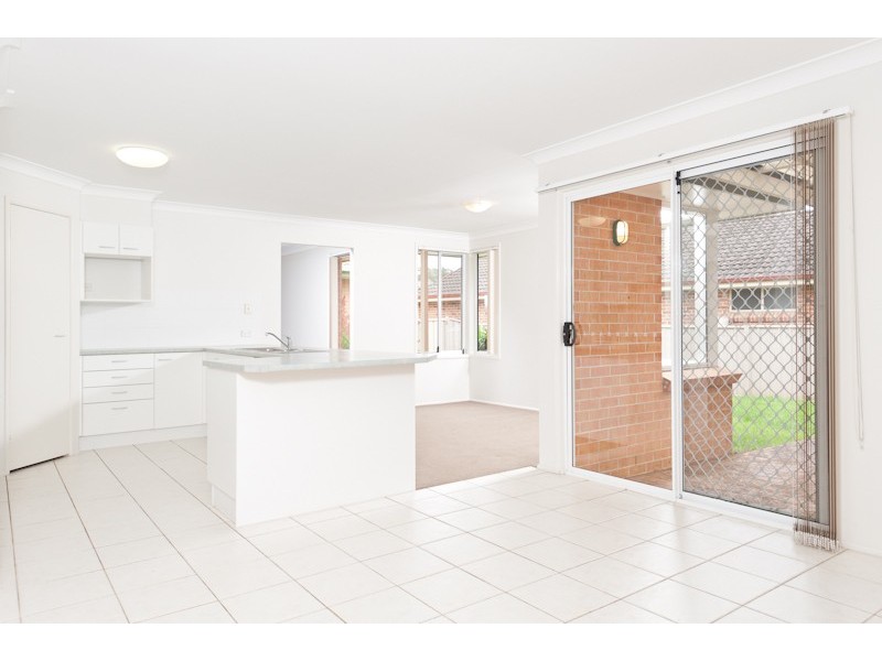 6 Gardenia Crescent, Bomaderry NSW 2541