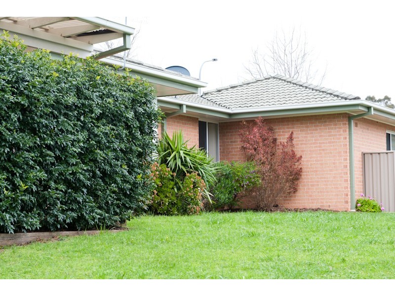 6 Gardenia Crescent, Bomaderry NSW 2541