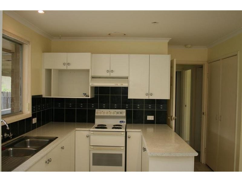 6 Asquith Close, North Nowra NSW 2541