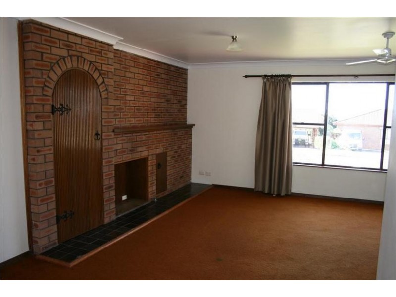 87 Salisbury Drive, Nowra NSW 2541