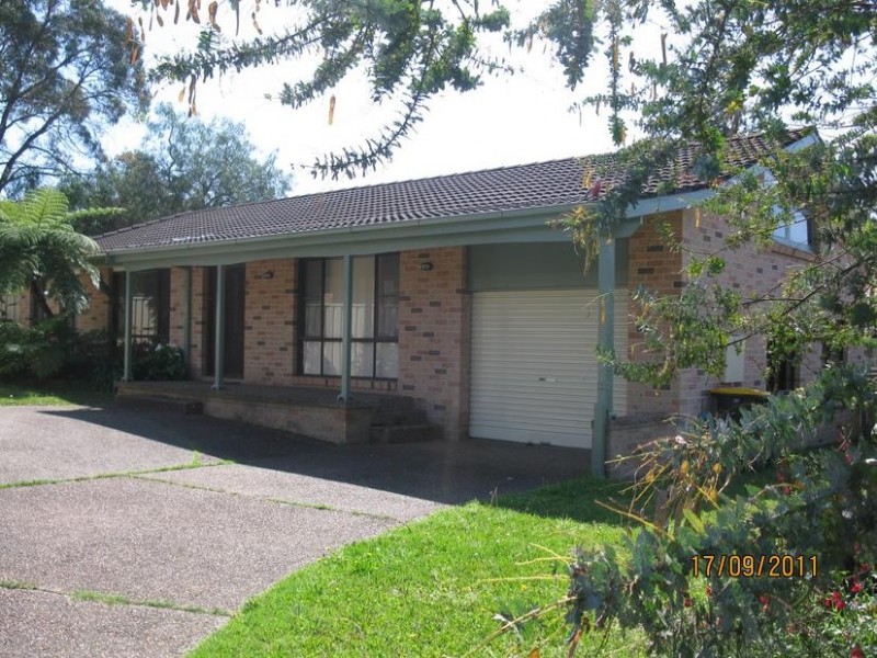 5 Birkdale Grove, Bomaderry NSW 2541