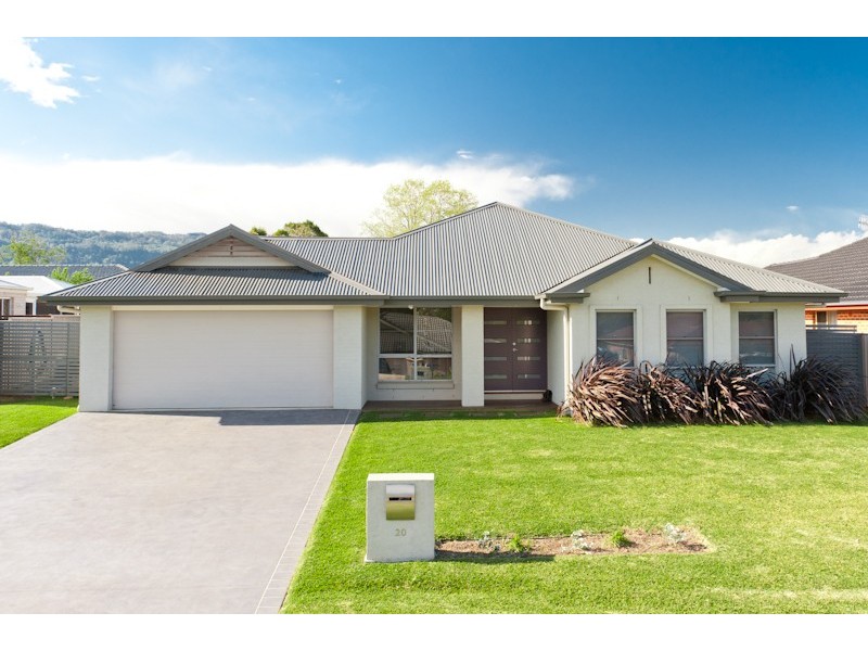 20 Emerald Drive, Meroo Meadow NSW 2540