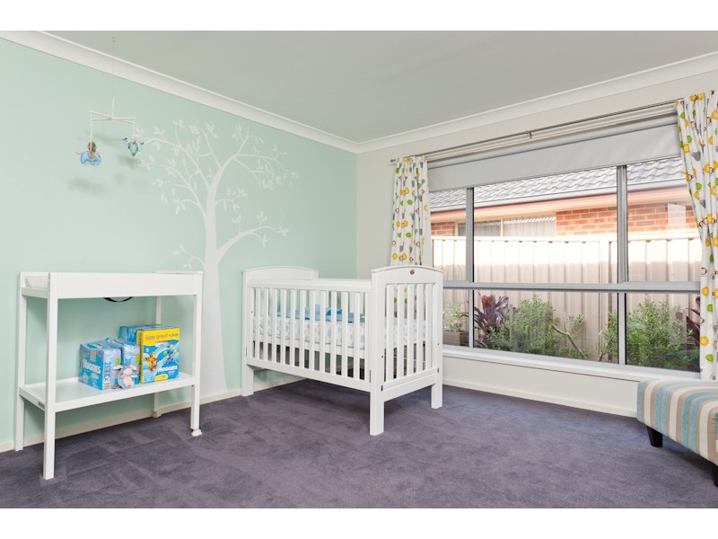 20 Emerald Drive, Meroo Meadow NSW 2540