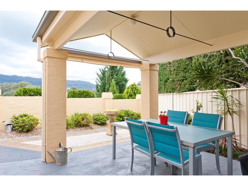 1 Marigold Close, Bomaderry NSW 2541