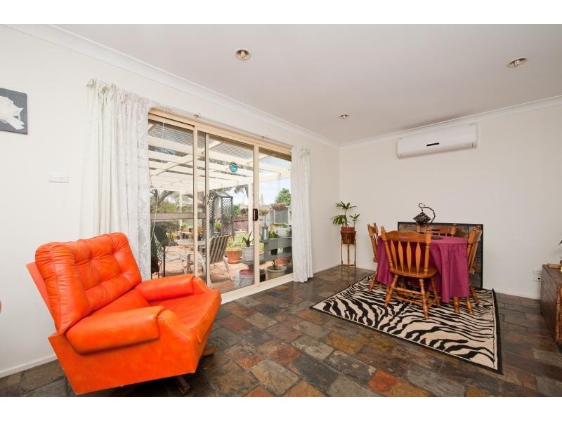 6 Folia Close, West Nowra NSW 2541